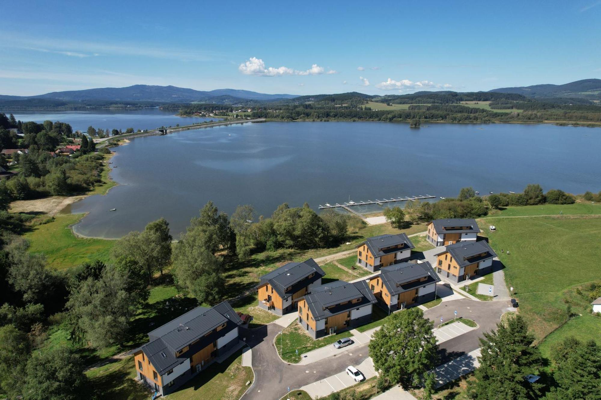Resort Male Lipno Черна-в-Пошумави Экстерьер фото